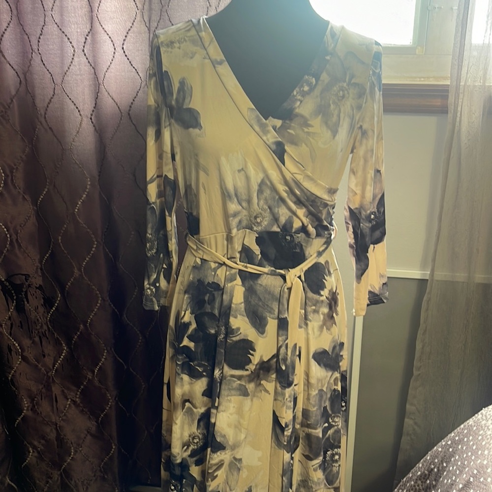 Gorgeous floral long dress